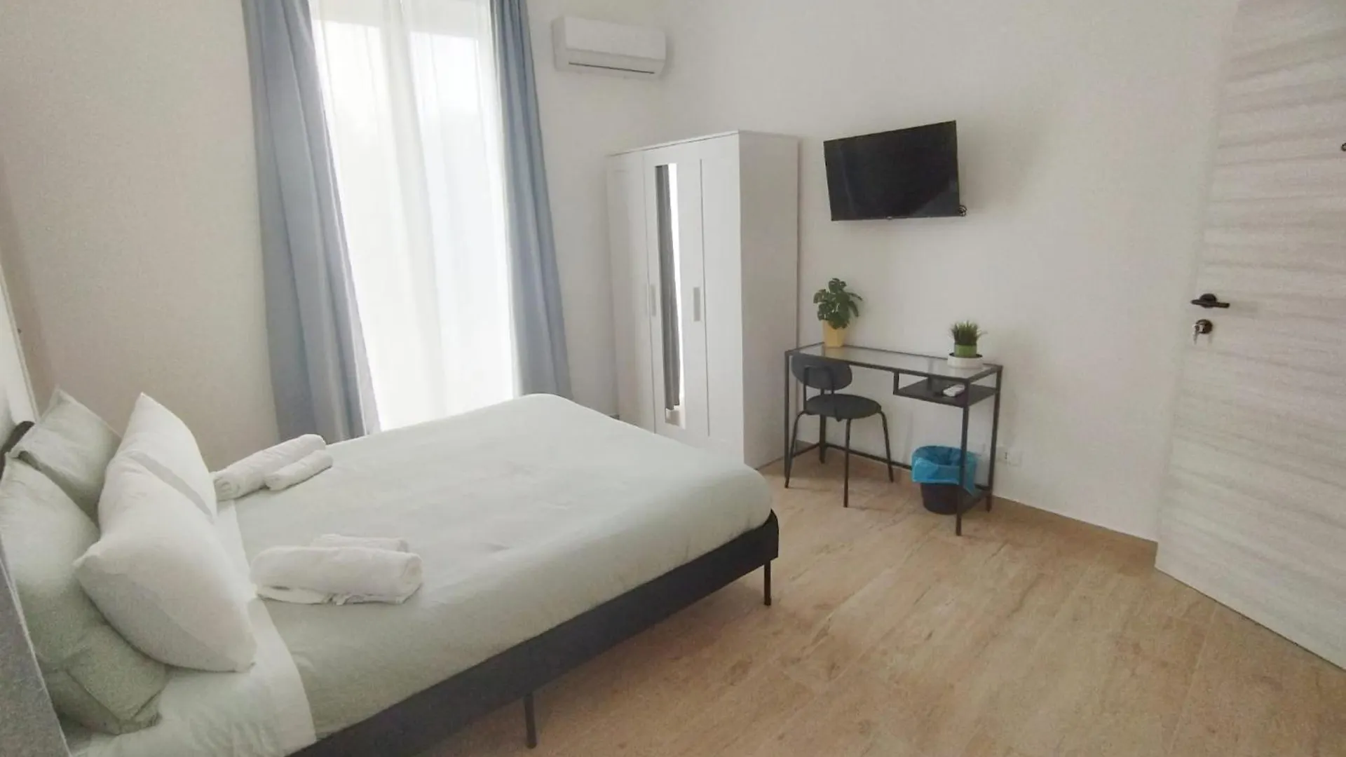Basile Rooms Palermo 0*,  Italia